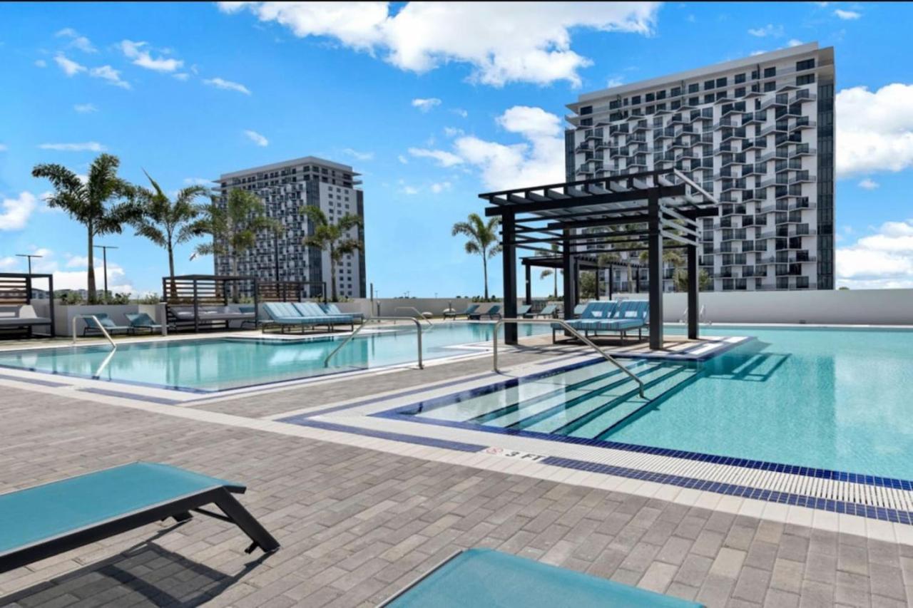 Doral With Fabulous View Apartamento Miami