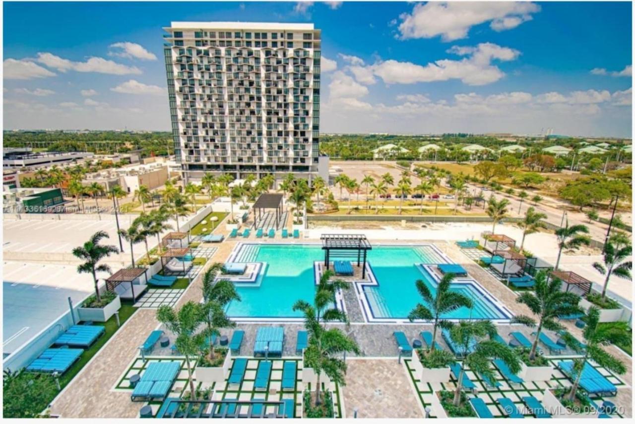 Doral With Fabulous View Apartamento Miami